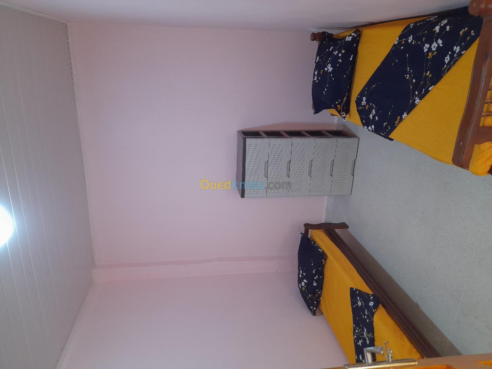 Location vacances Appartement F3 Skikda Collo