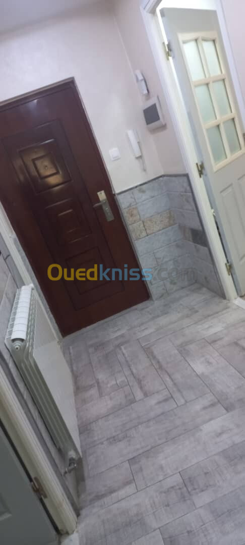 Location Appartement F4 Alger Bab ezzouar