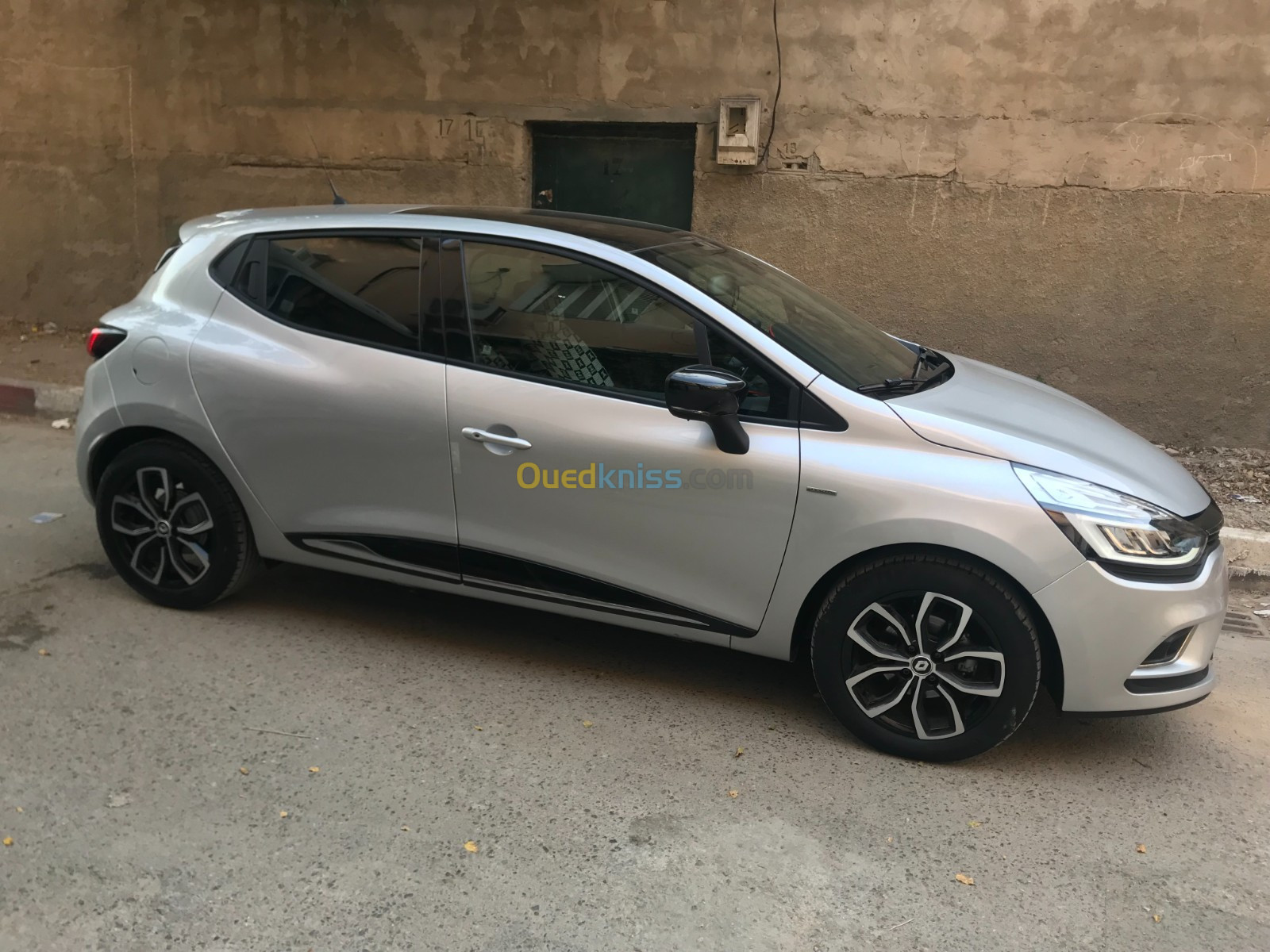 Renault Clio 4 2022 Limited 2