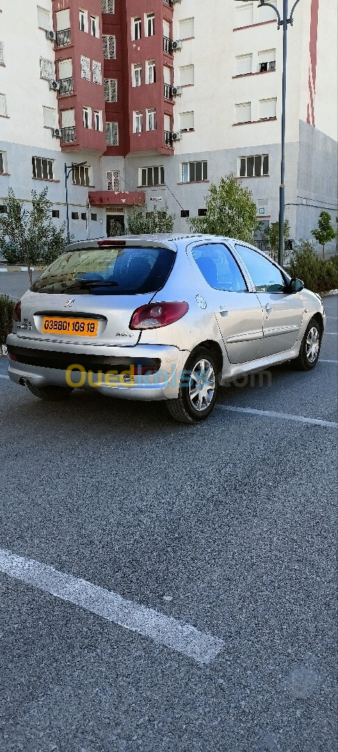 Peugeot 206 Plus 2009 206 Plus