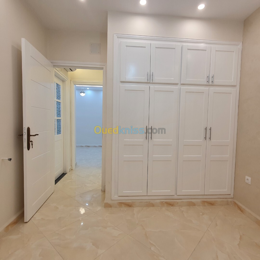 Vente Appartement F4 Alger Bordj el bahri