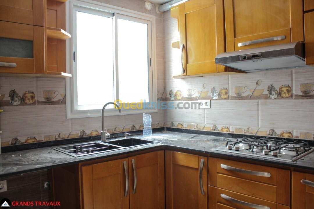 Vente Appartement F4 Alger Bordj el bahri