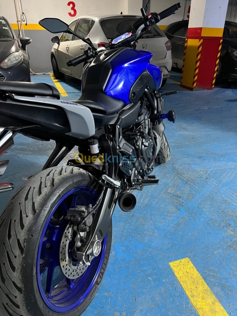 Yamaha Mt07 2021