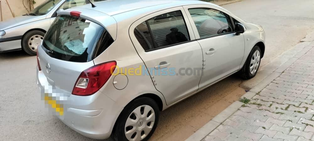 Opel Corsa 2011 