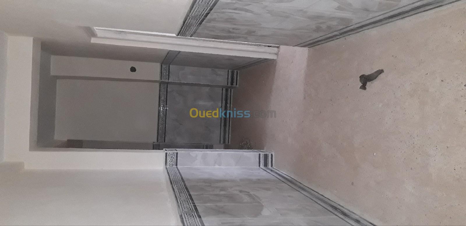 Vente Appartement F4 Skikda Ramdane djamel