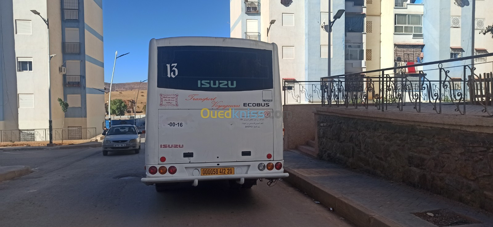 Bus Isuzu 2012