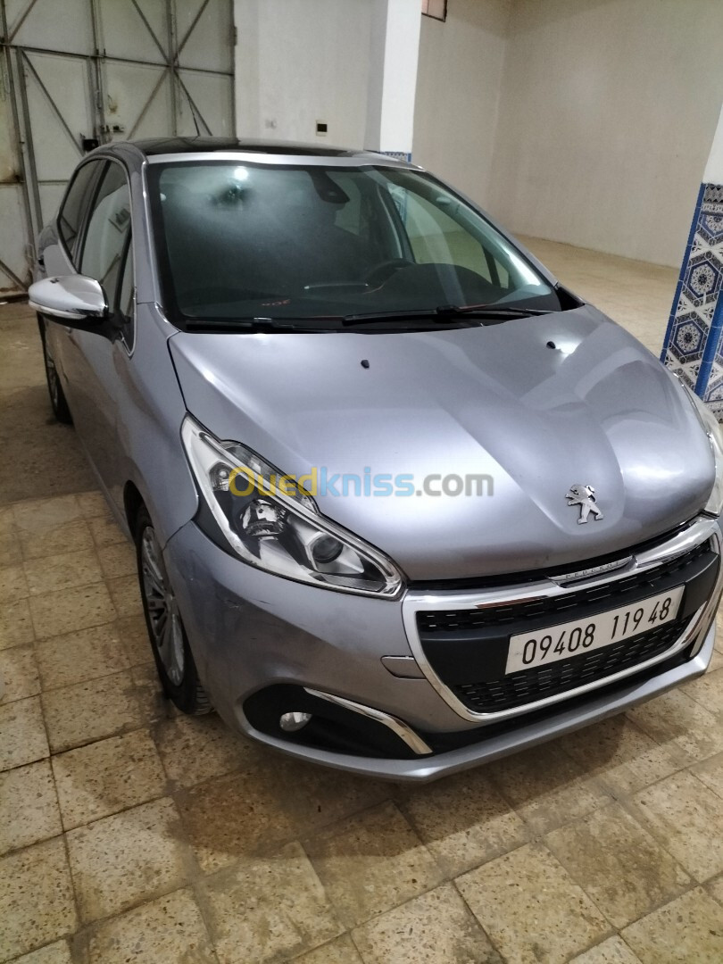 Peugeot 208 2019 Allure