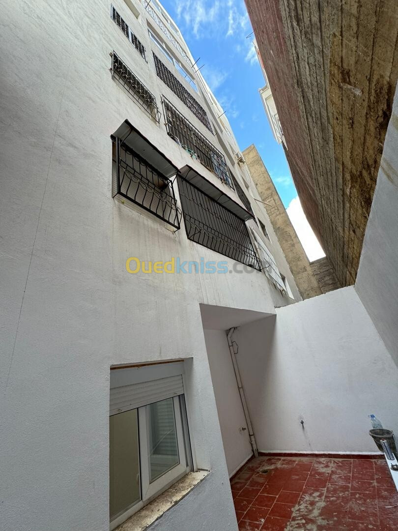 Vente Appartement F3 Jijel Jijel