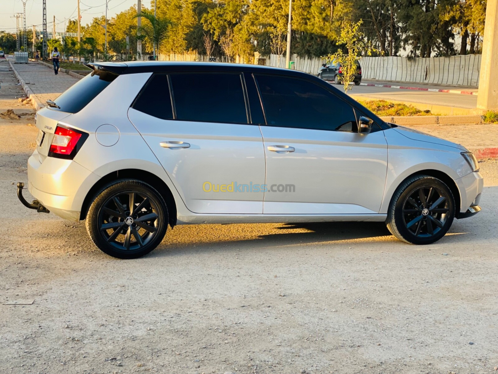 Skoda Fabia 2016 Style (avec toit panoramique)