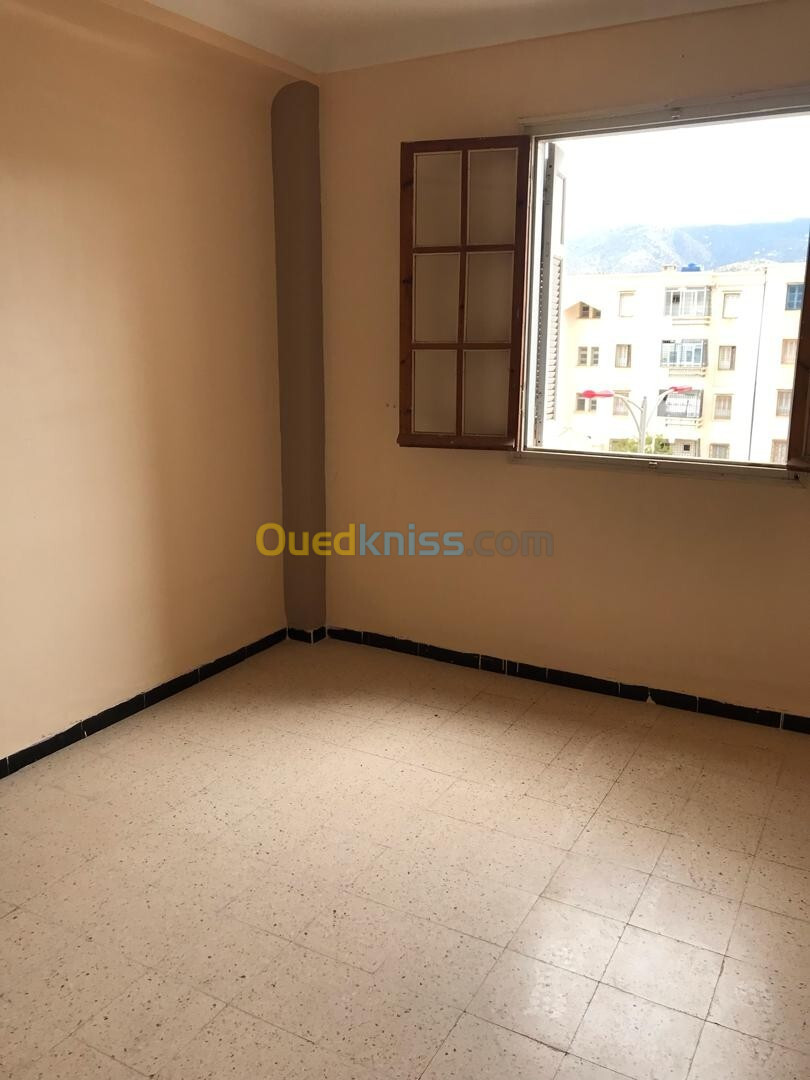 Vente Appartement F3 Batna Fesdis