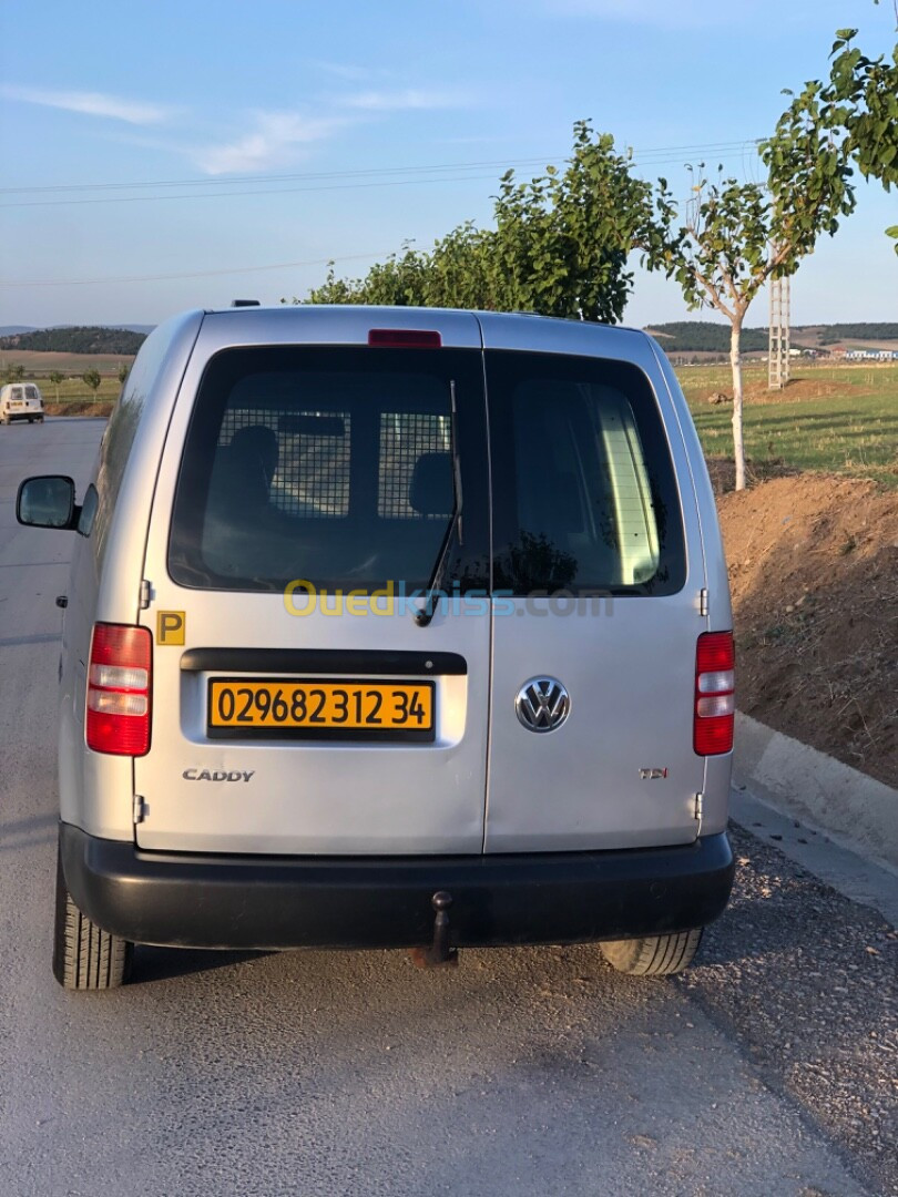 Volkswagen Caddy 2012 Tola