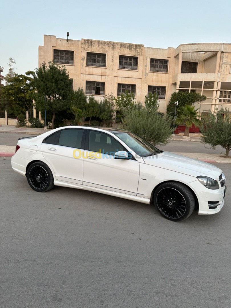 Mercedes Classe C 2014 220 AMG Line