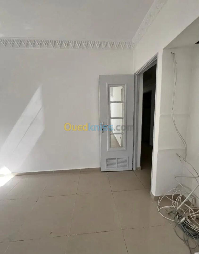 Vente Appartement F2 Alger Bordj el kiffan