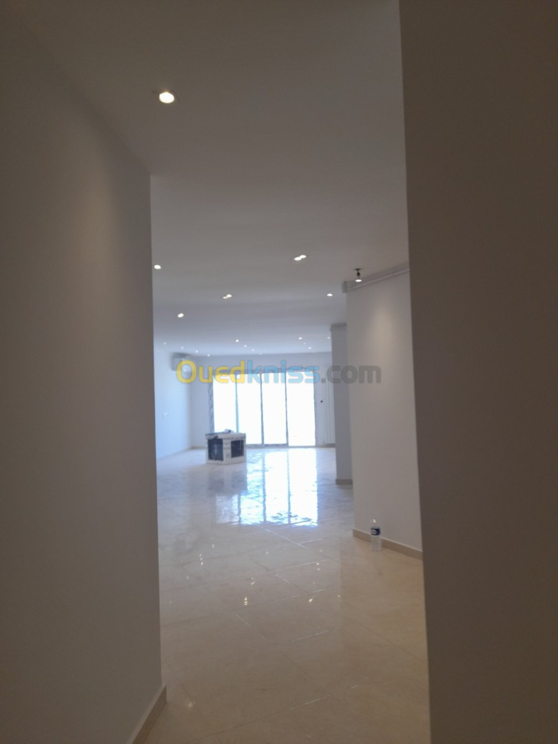 Vente Appartement F4 Alger Cheraga