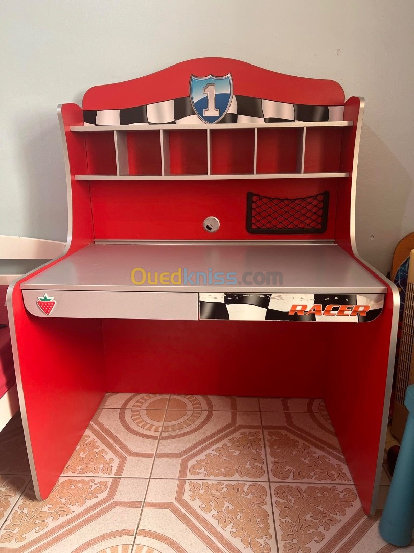 Bureau adolescent enfant 