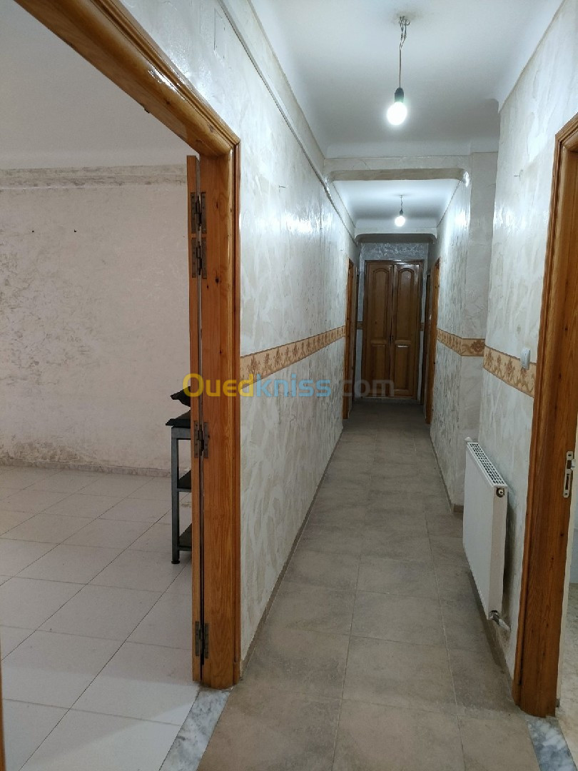 Vente Appartement F05 Tipaza Bou ismail