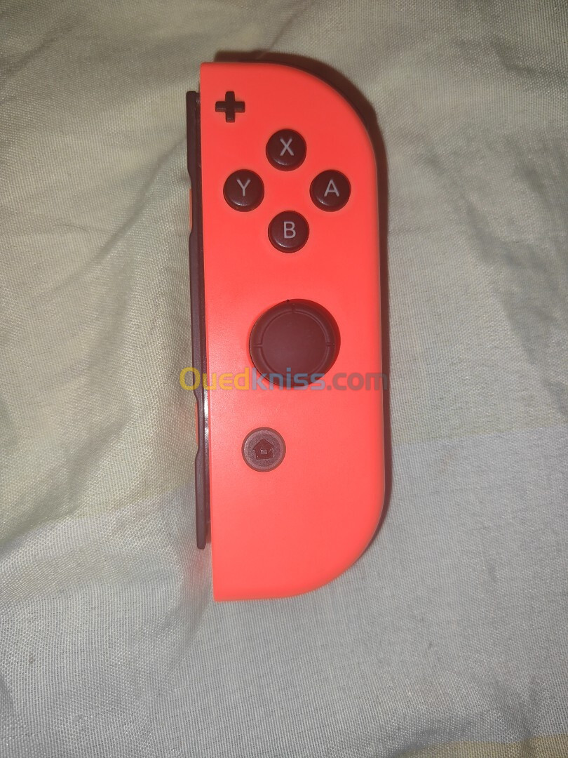 Joy con droit Nintendo switch original 