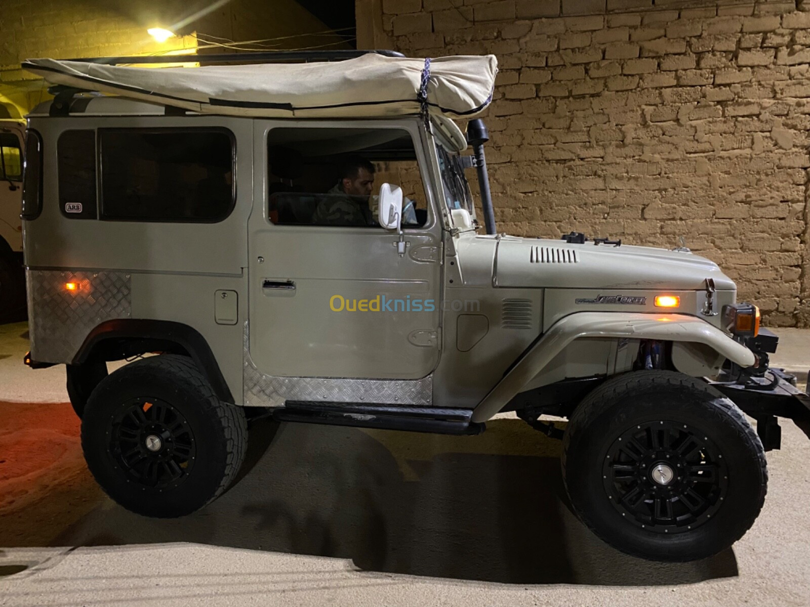 Toyota Land Cruiser 1975 Fj40 fg40 bg40