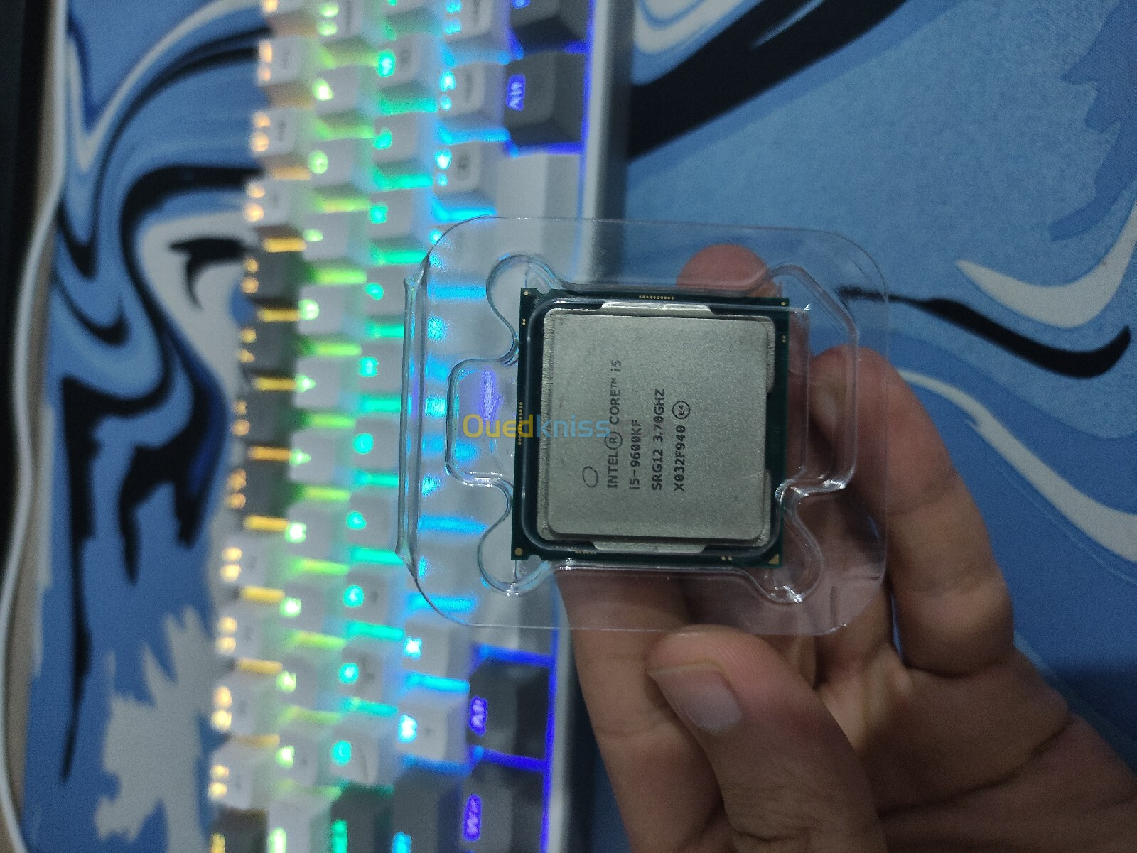 I5 9600kf très bon état 10/10 