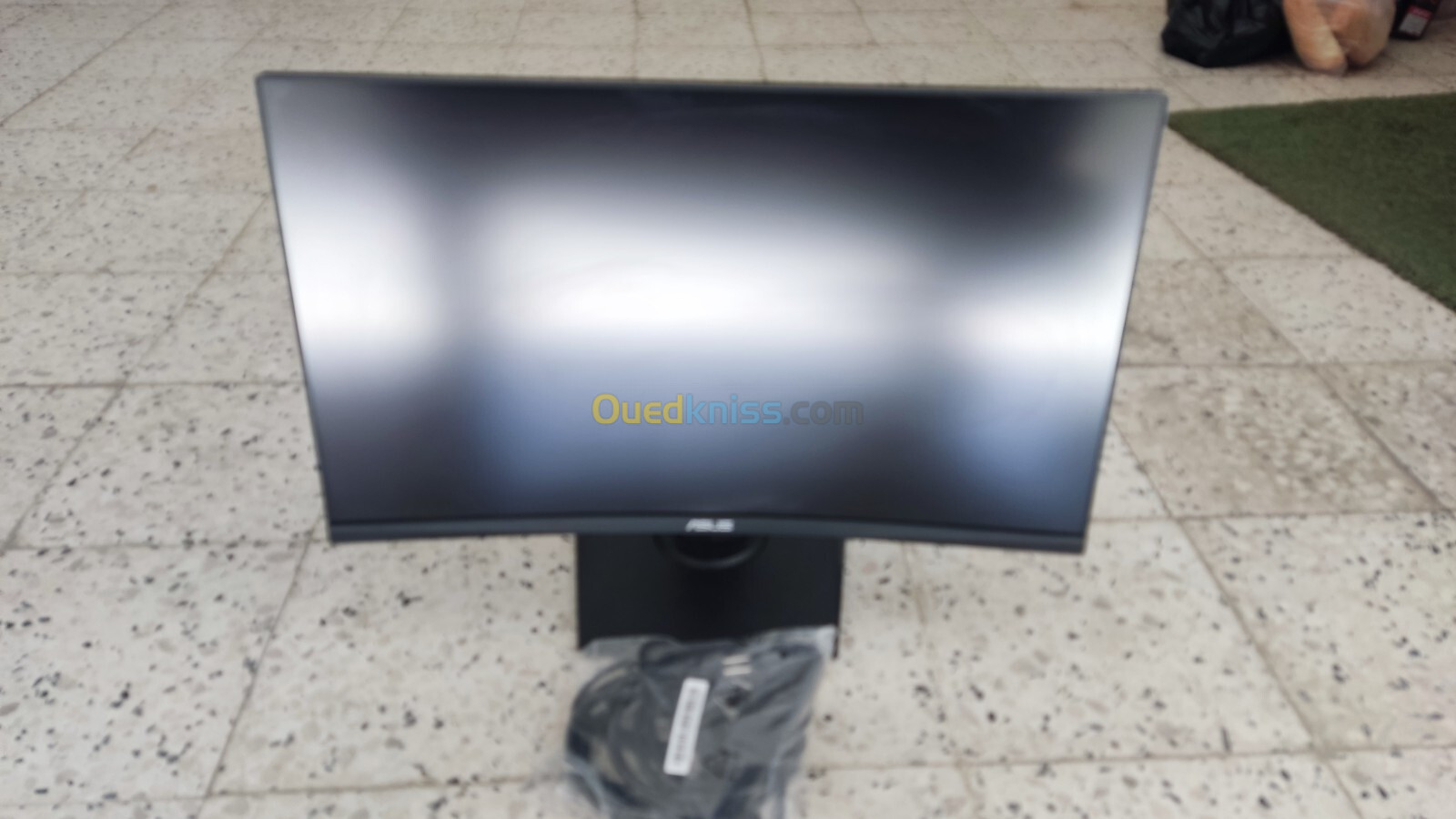 Monitor incurvé Tuf gaming VG24V 165Hz 23,6"