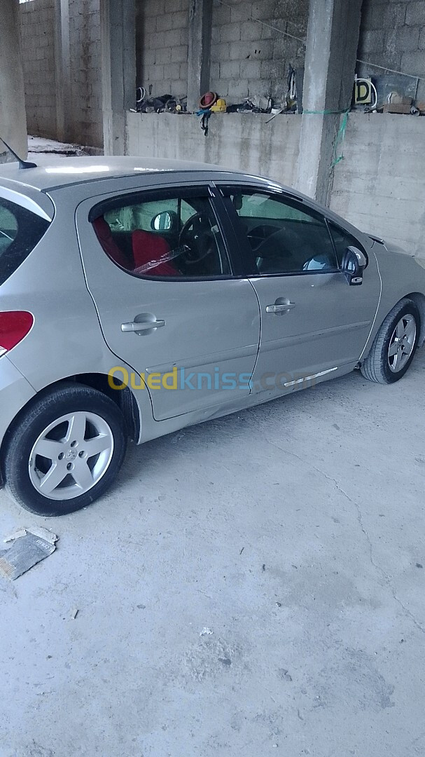 Peugeot 207 2008 Premium