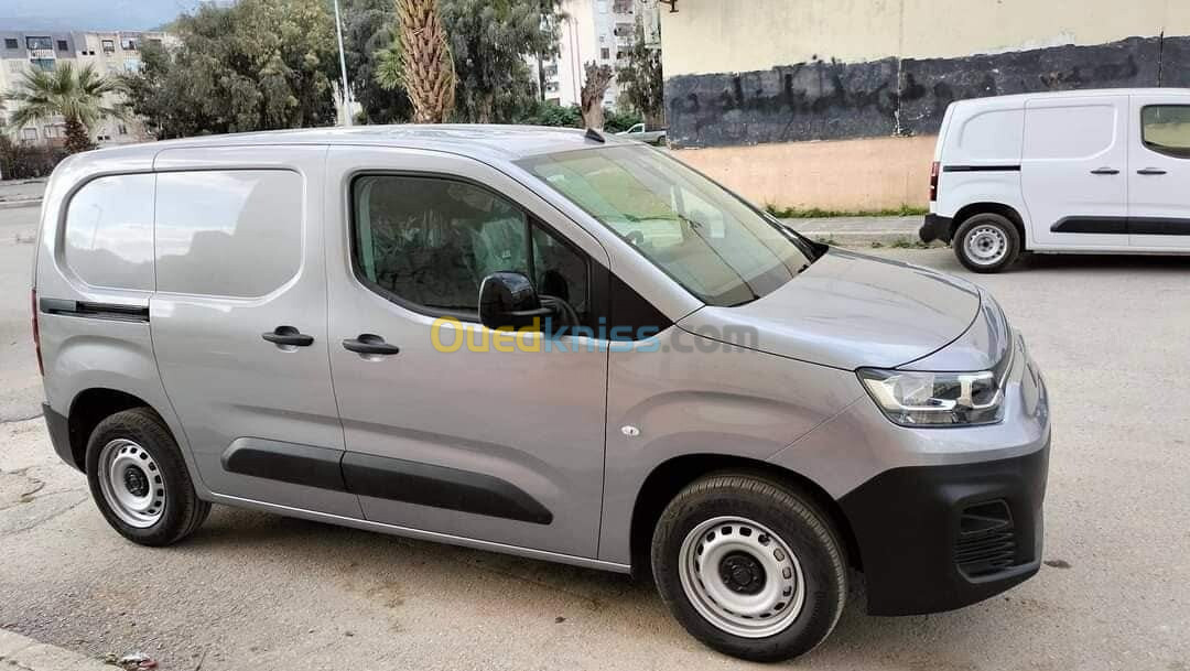 Fiat Professional Doblo 2024 Fait