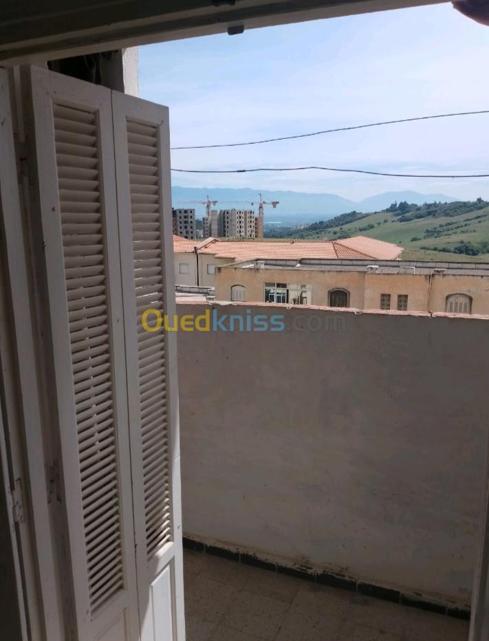 Location Appartement F3 Alger 