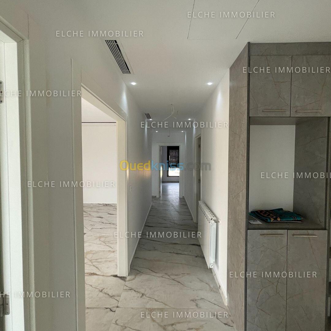 Location Appartement F4 Oran Bir el djir