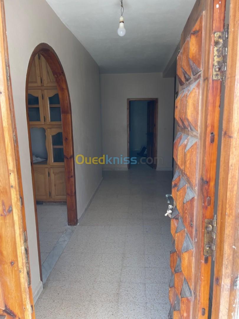 Location Niveau De Villa F4 Skikda Skikda