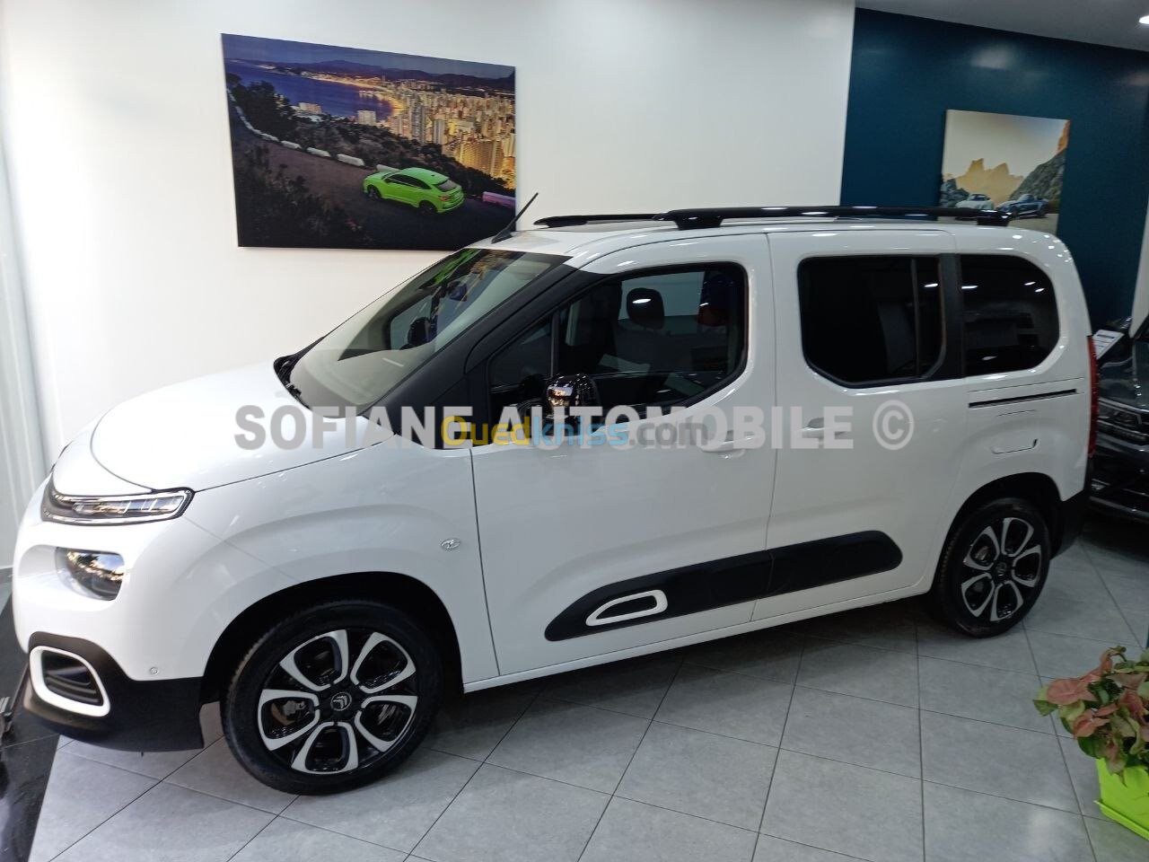 Citroen Berlingo 2023 Allure + Toit