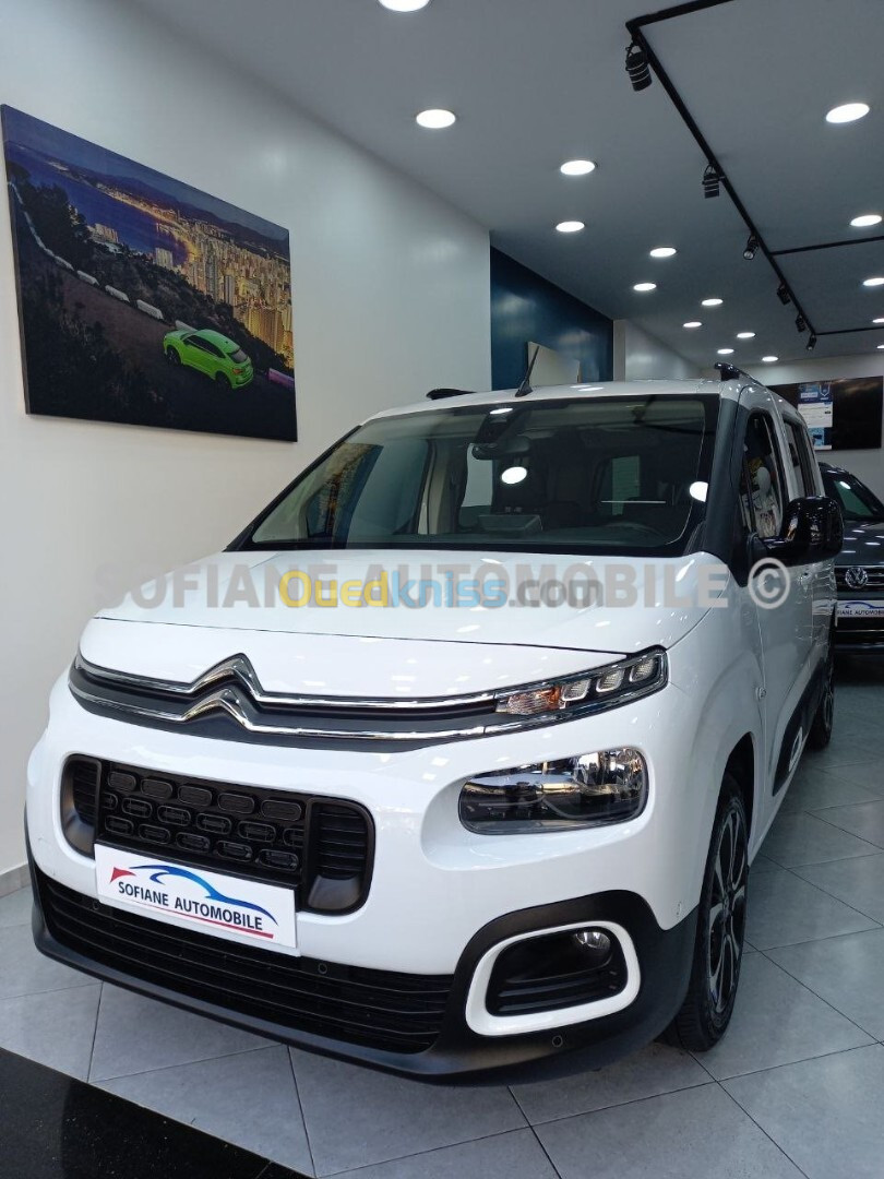 Citroen Berlingo 2023 Allure + Toit