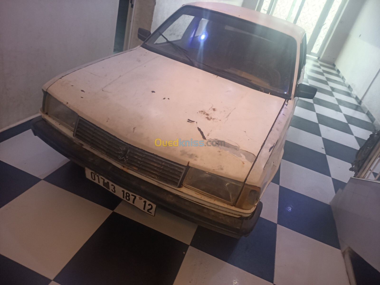 Peugeot 305 1987 305