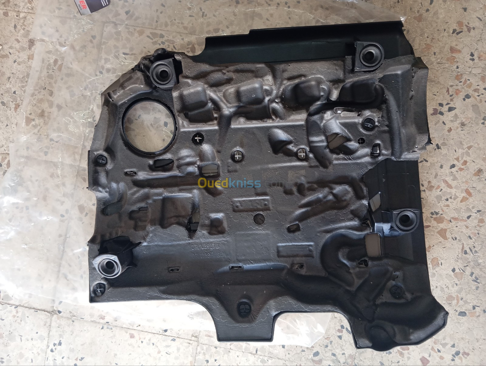 Cache moteur avec anti bruit 1.6ti et 2.0tdi