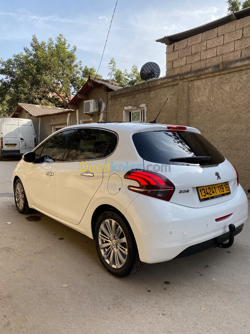 Peugeot 208 2019 Allure Facelift