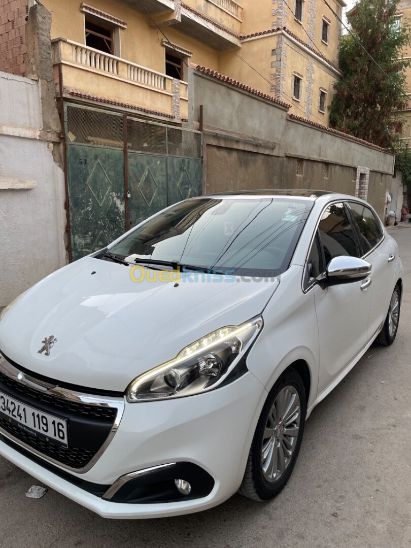 Peugeot 208 2019 Allure Facelift