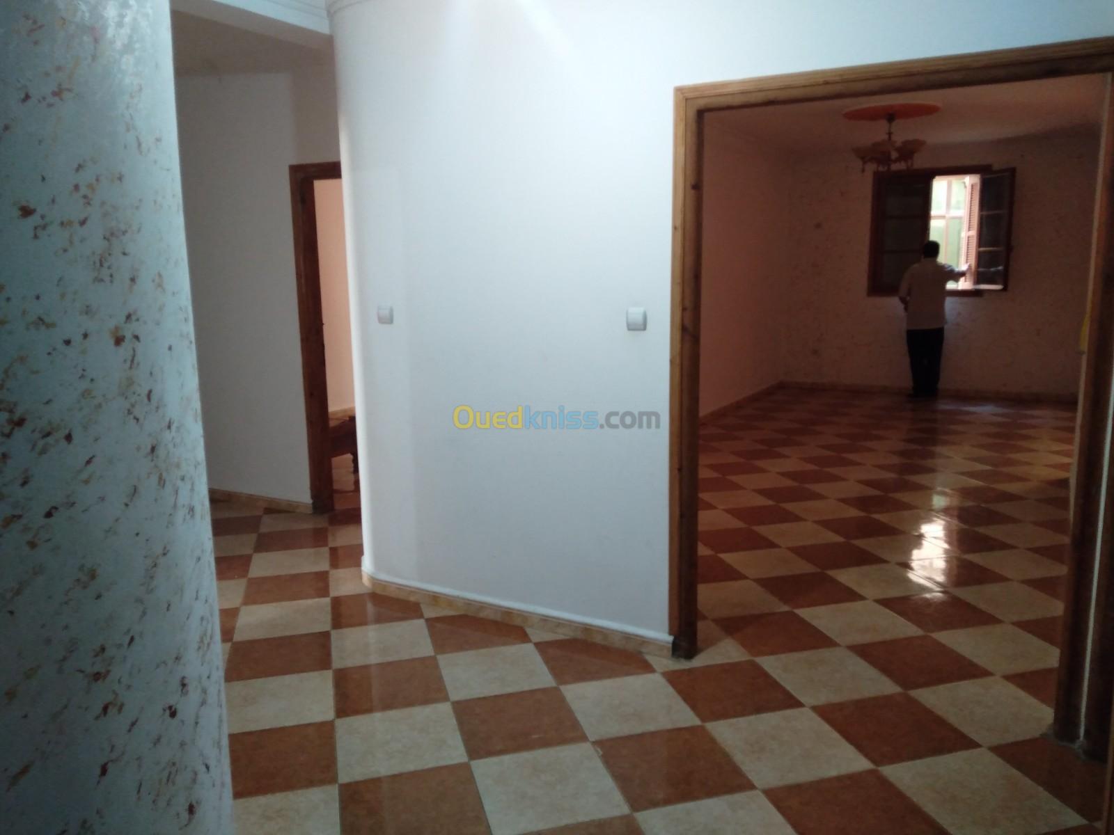 Location Appartement F03 Alger Bordj el kiffan