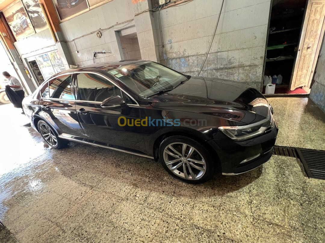 Volkswagen Passat SW 2018 Carat