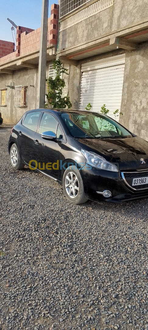 Peugeot 208 2013 Allure