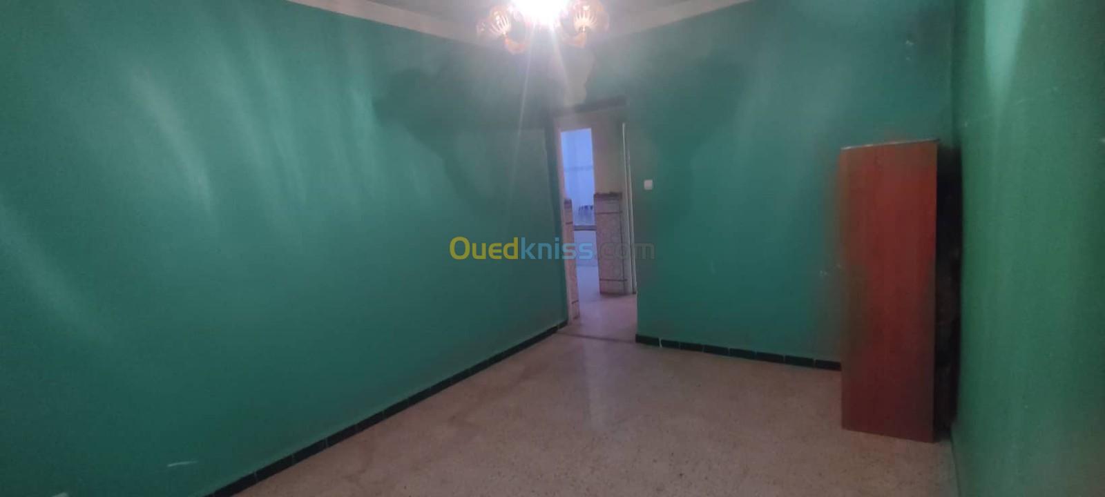 Location Appartement F4 Alger Ain naadja