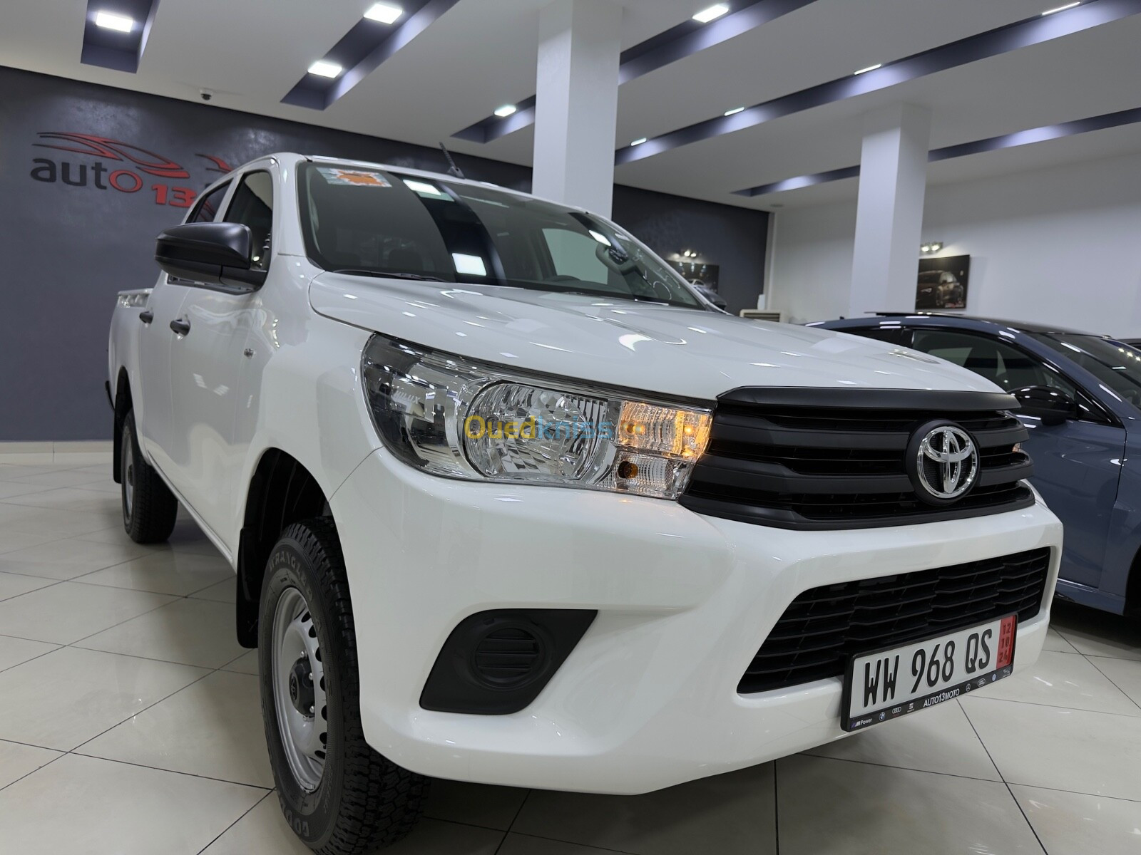 Toyota HILUX 4x4 BVM6 2024 ( SANS AD BLEU D ORIGINE )