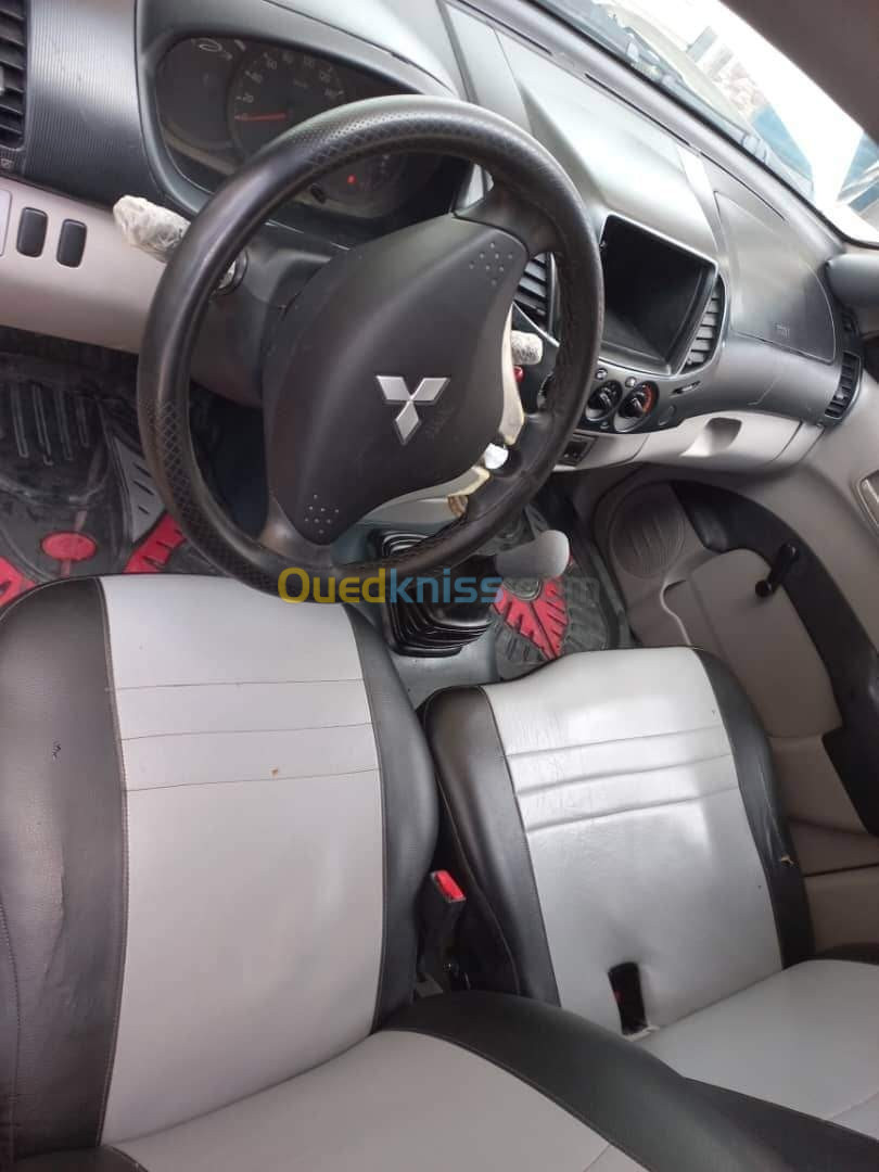 Mitsubishi L200 2015 Doube cabine Evolution