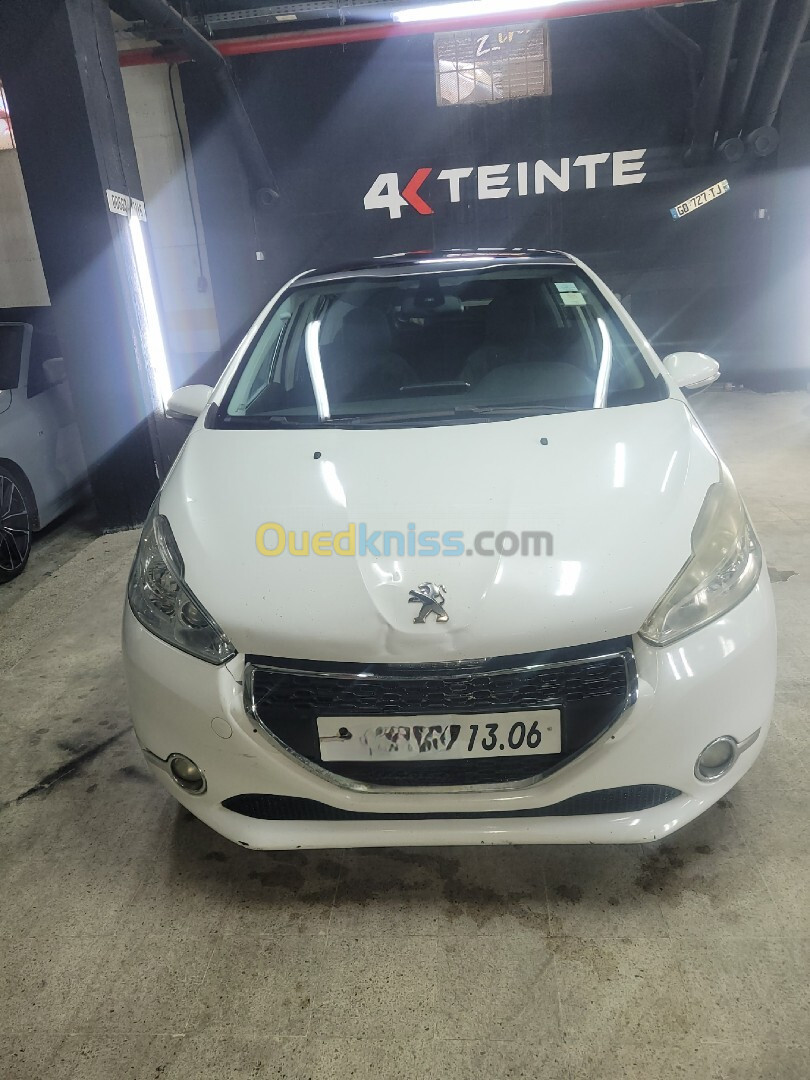 Peugeot 208 2013 Allure