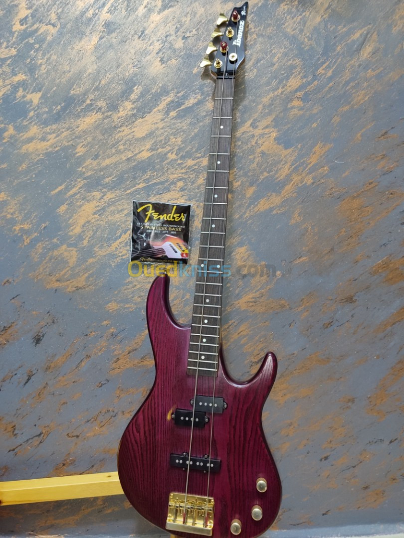 Guitare Basse Ibanez 