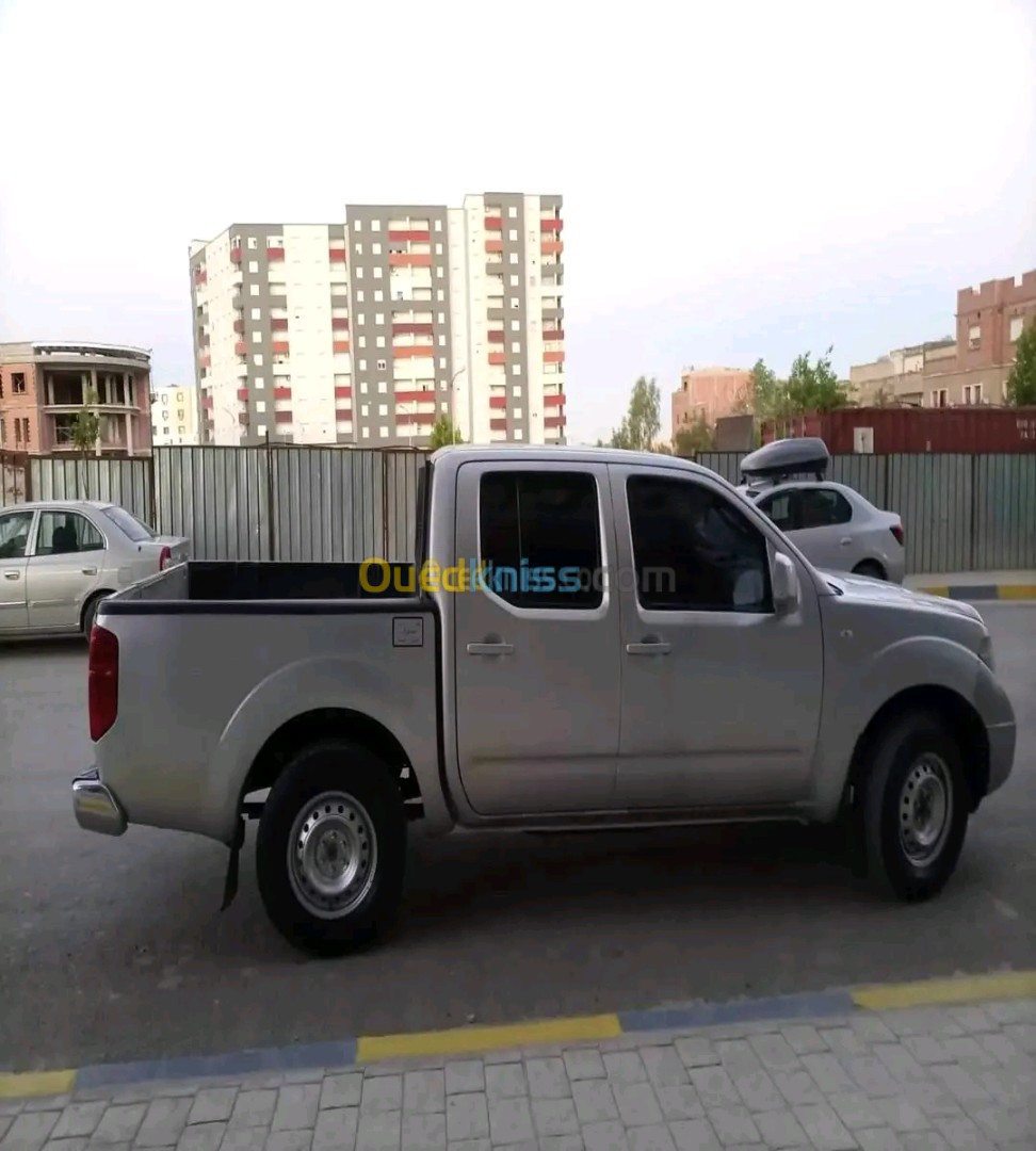 Nissan Navara 2013 Elegance 4x2