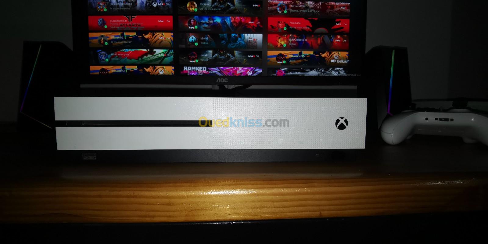 Xbox One S 1000GB