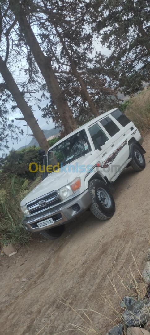 Toyota Land Cruiser 2011 Land Cruiser