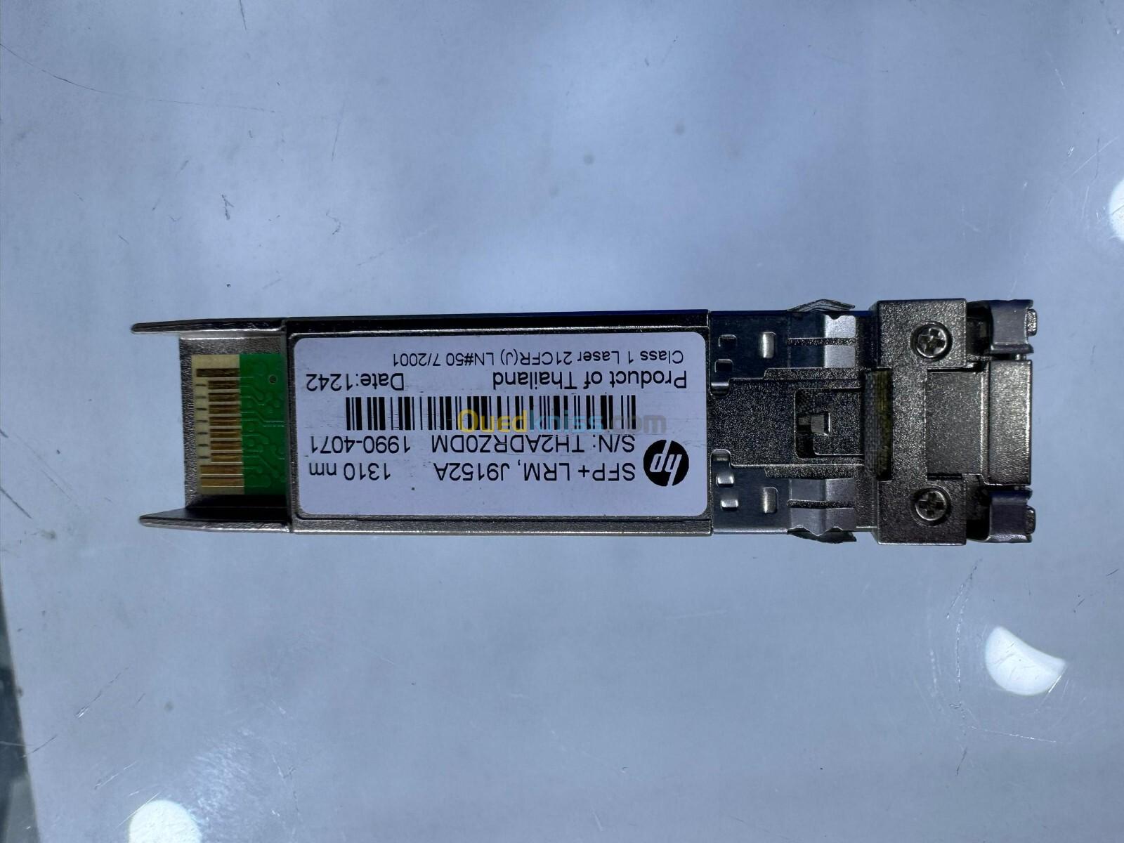 DES CONNECTEUR SFP