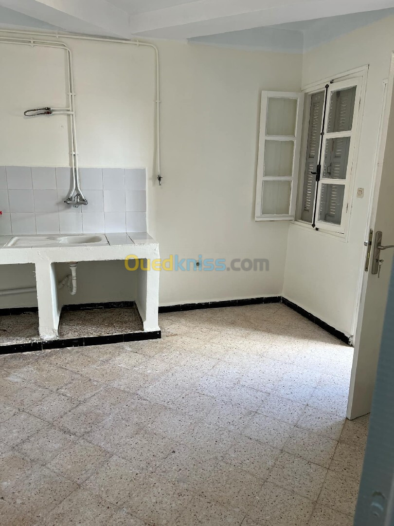 Location Appartement F3 Tipaza Khemisti