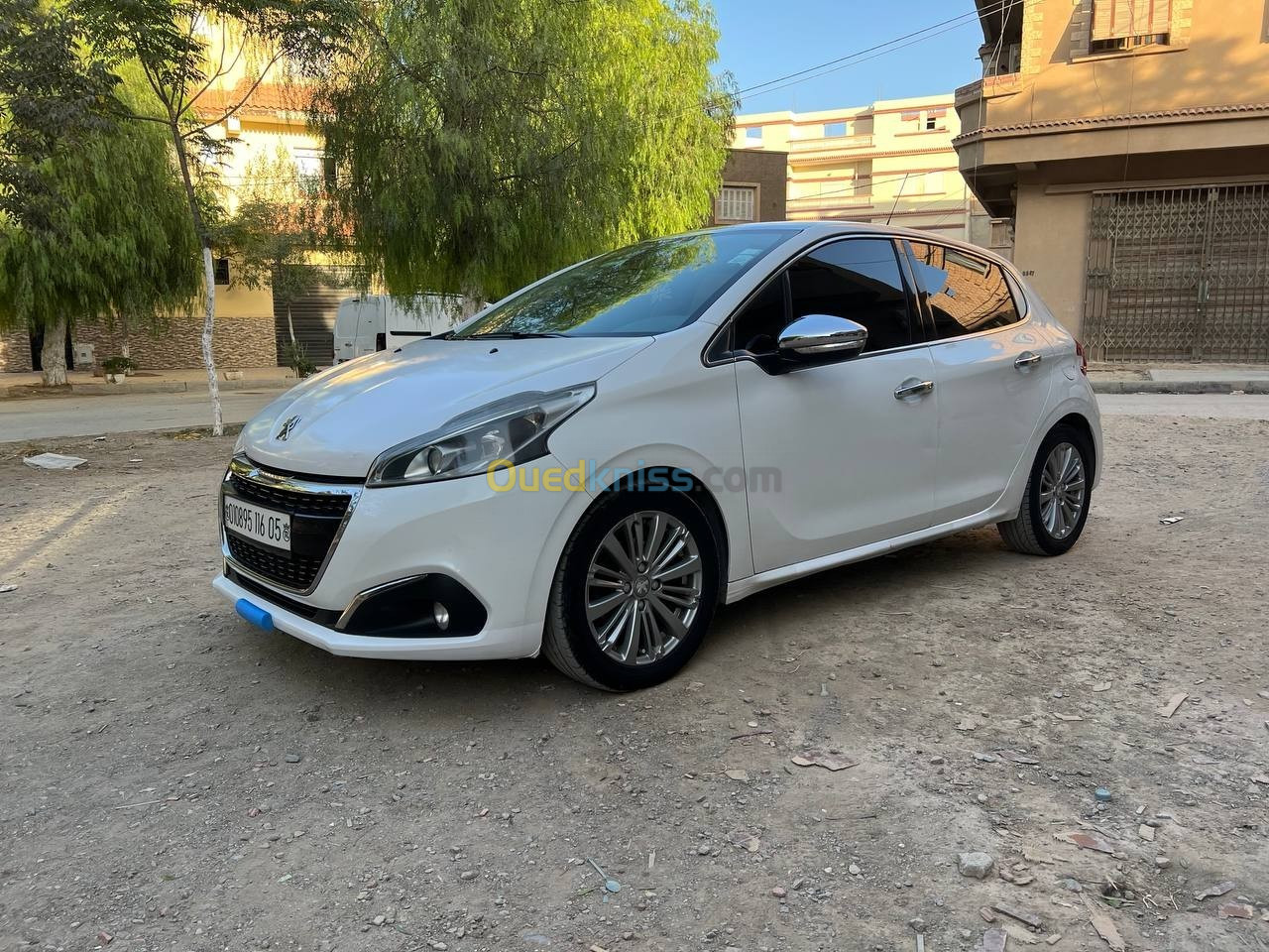 Peugeot 208 2016 Allure Facelift