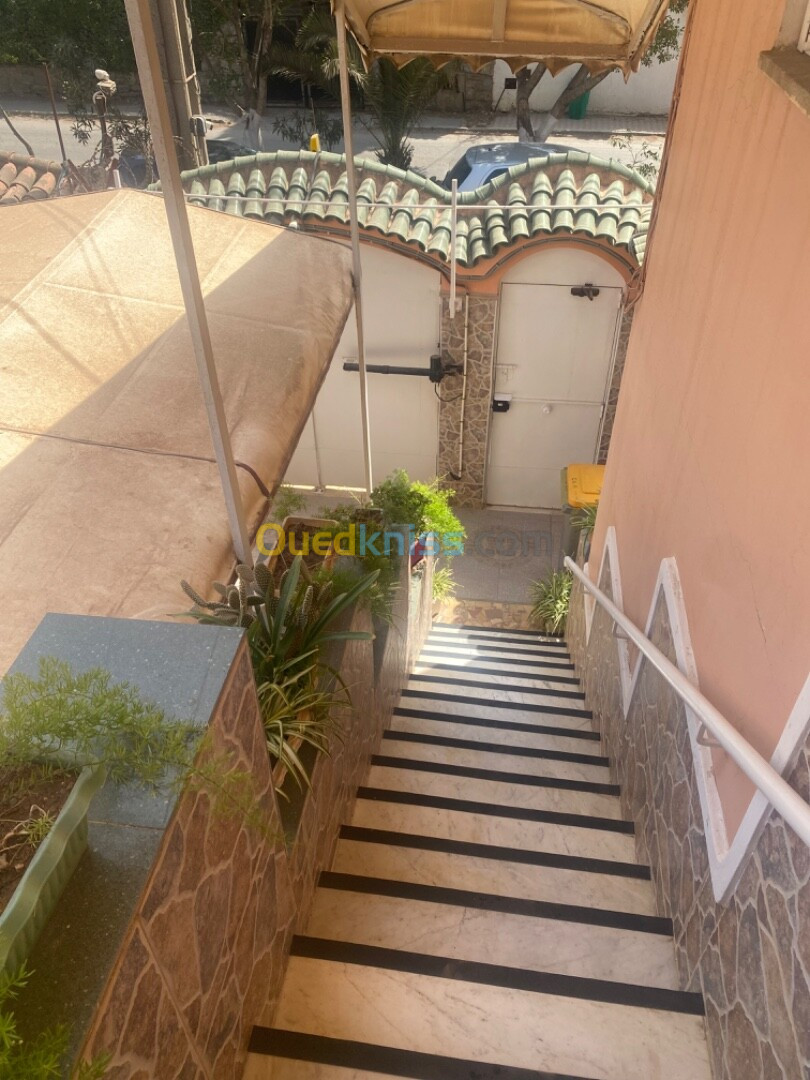 Location Appartement F5 Alger Chevalley